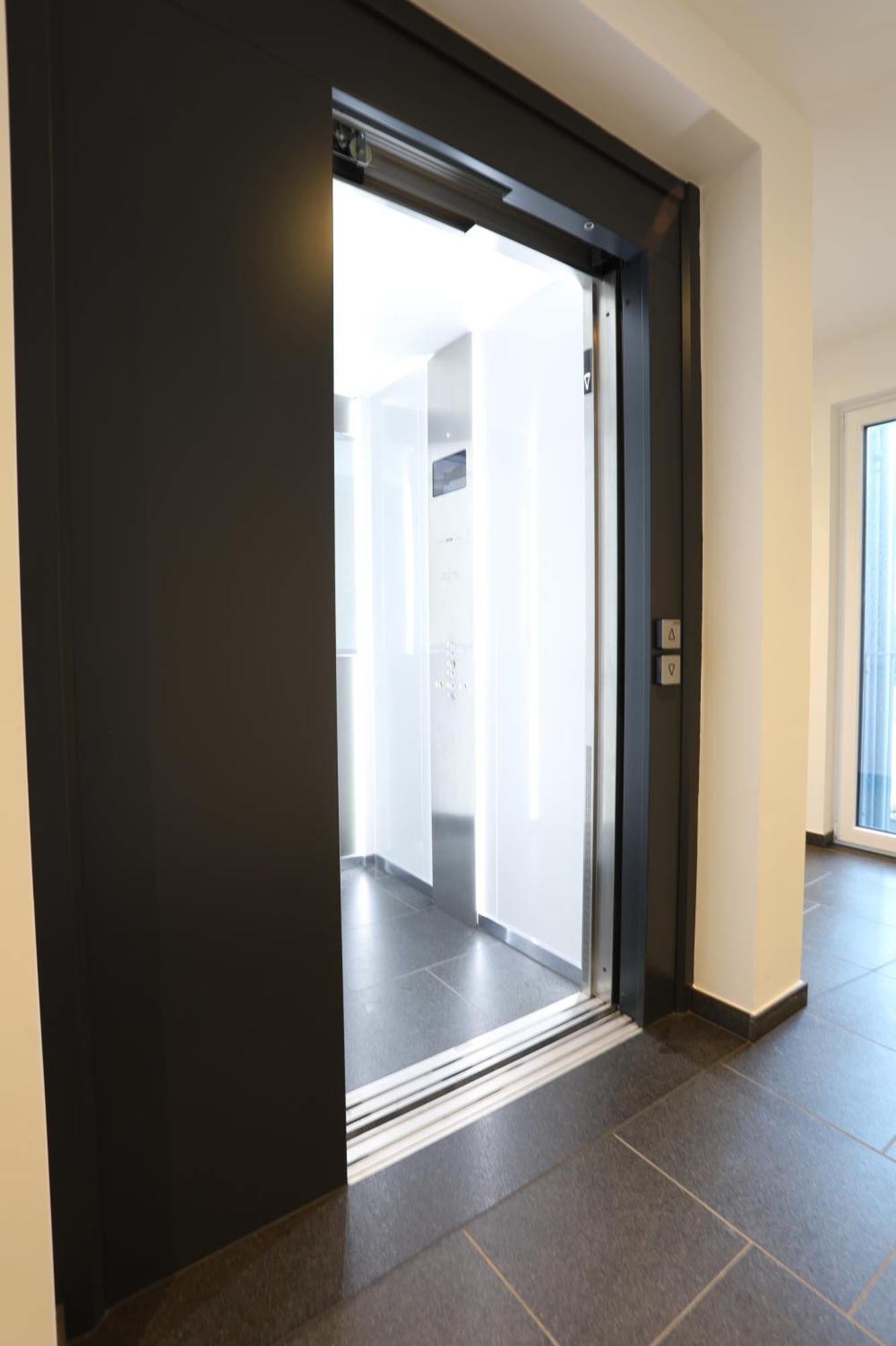 Apartment "New York" In Erftstadt - 3 Zimmer & 91Qm - Nahe Koeln, Messe, Phantasialand & Bonn - Familienurlaub Oder Business Trip Exterior photo
